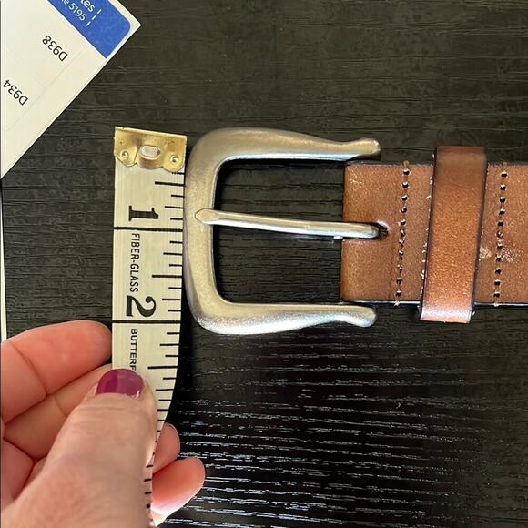 Black Leather Belt with Classic Buckle - Picture 7 of 8